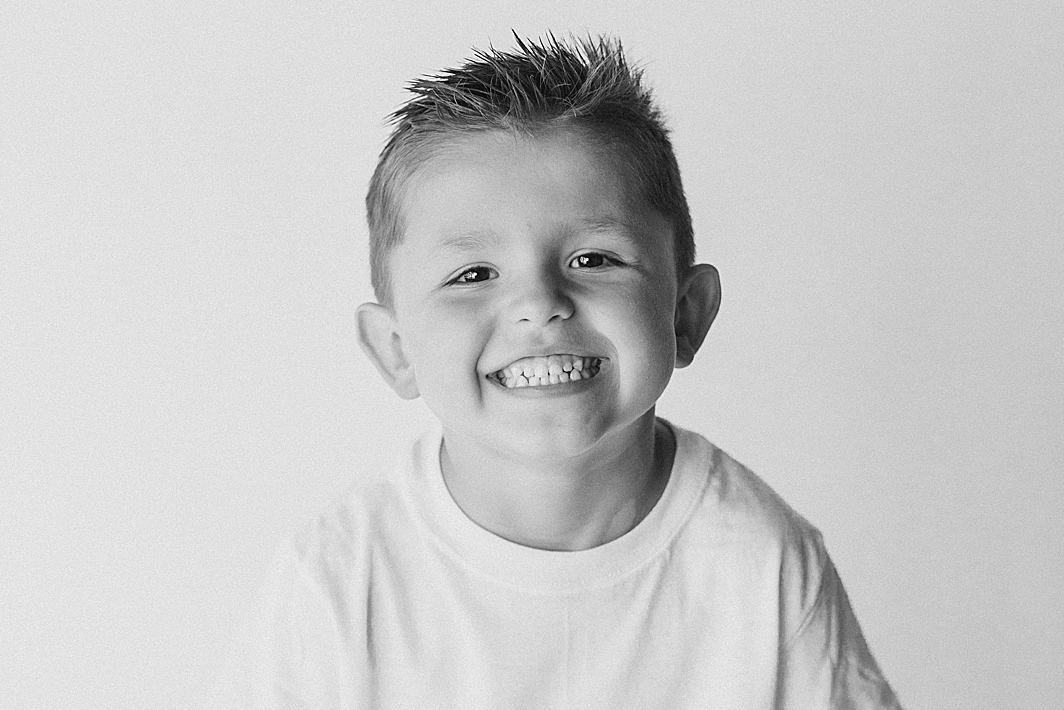 Simplicity Children Portraits in black and white